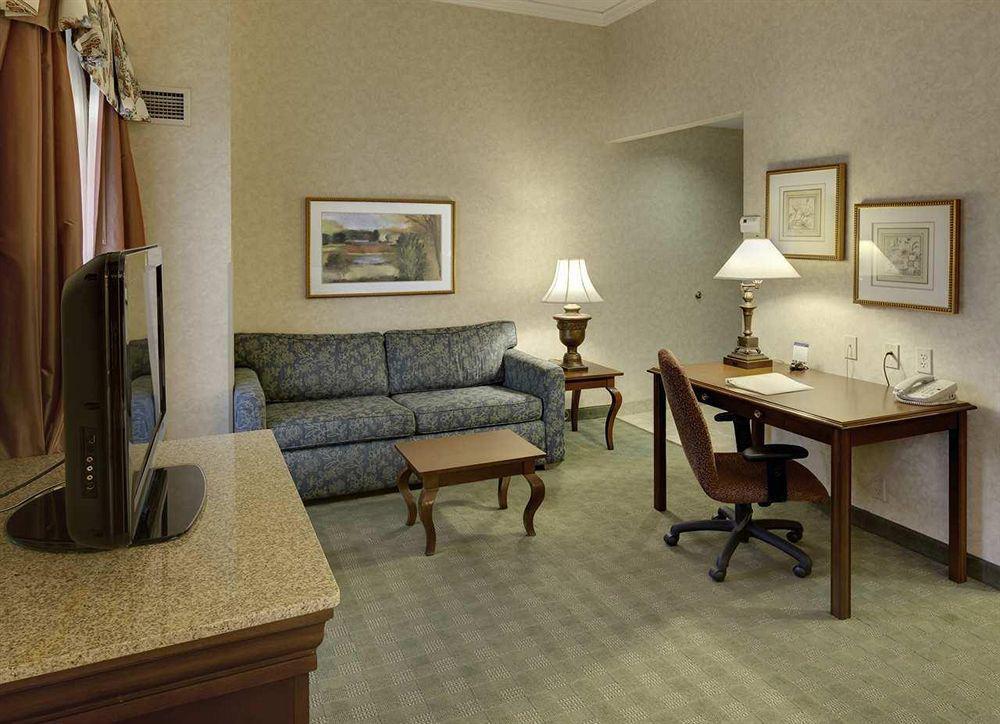 Hampton Inn & Suites Cleveland-Beachwood Rom bilde