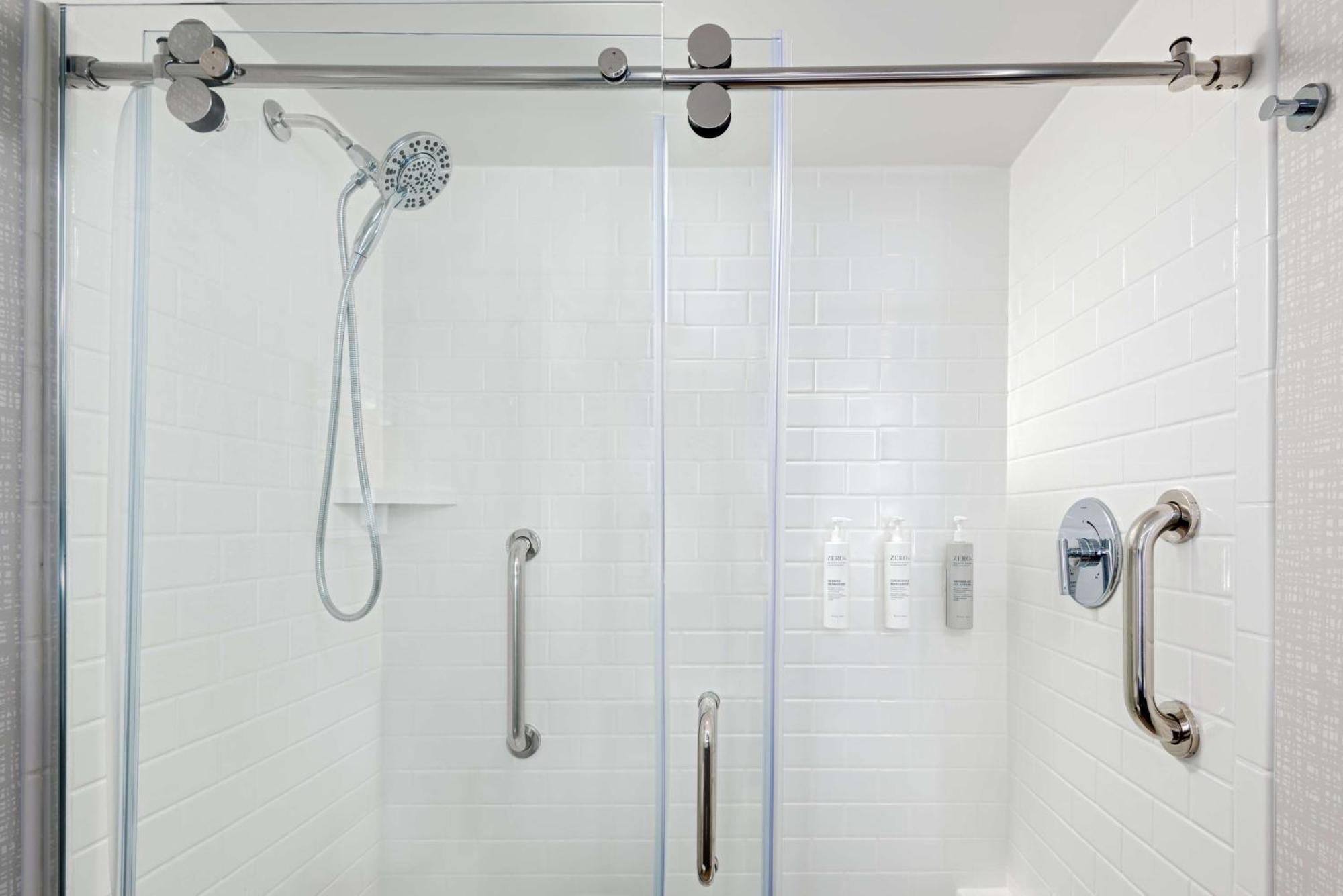 Hampton Inn & Suites Cleveland-Beachwood Eksteriør bilde