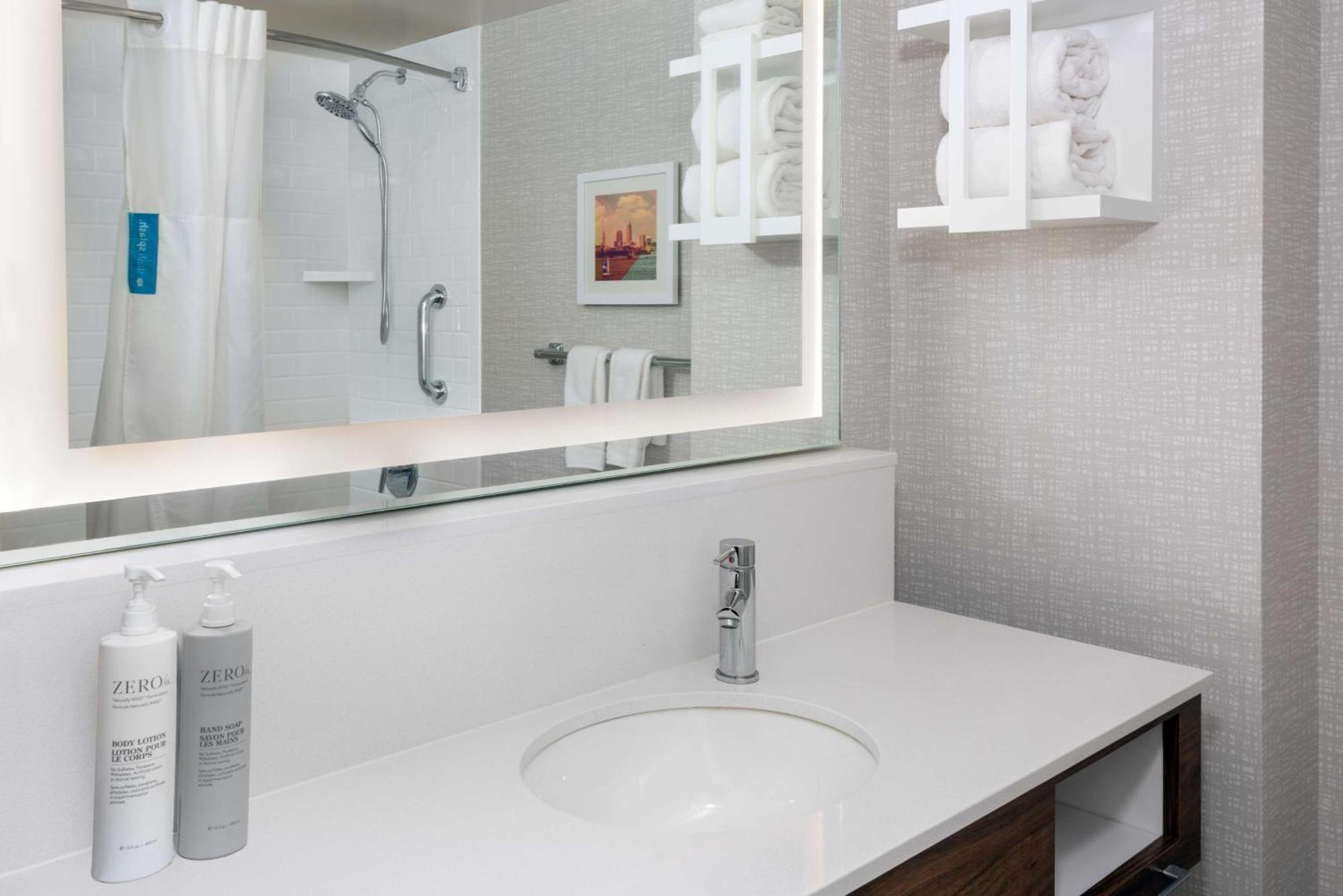 Hampton Inn & Suites Cleveland-Beachwood Eksteriør bilde