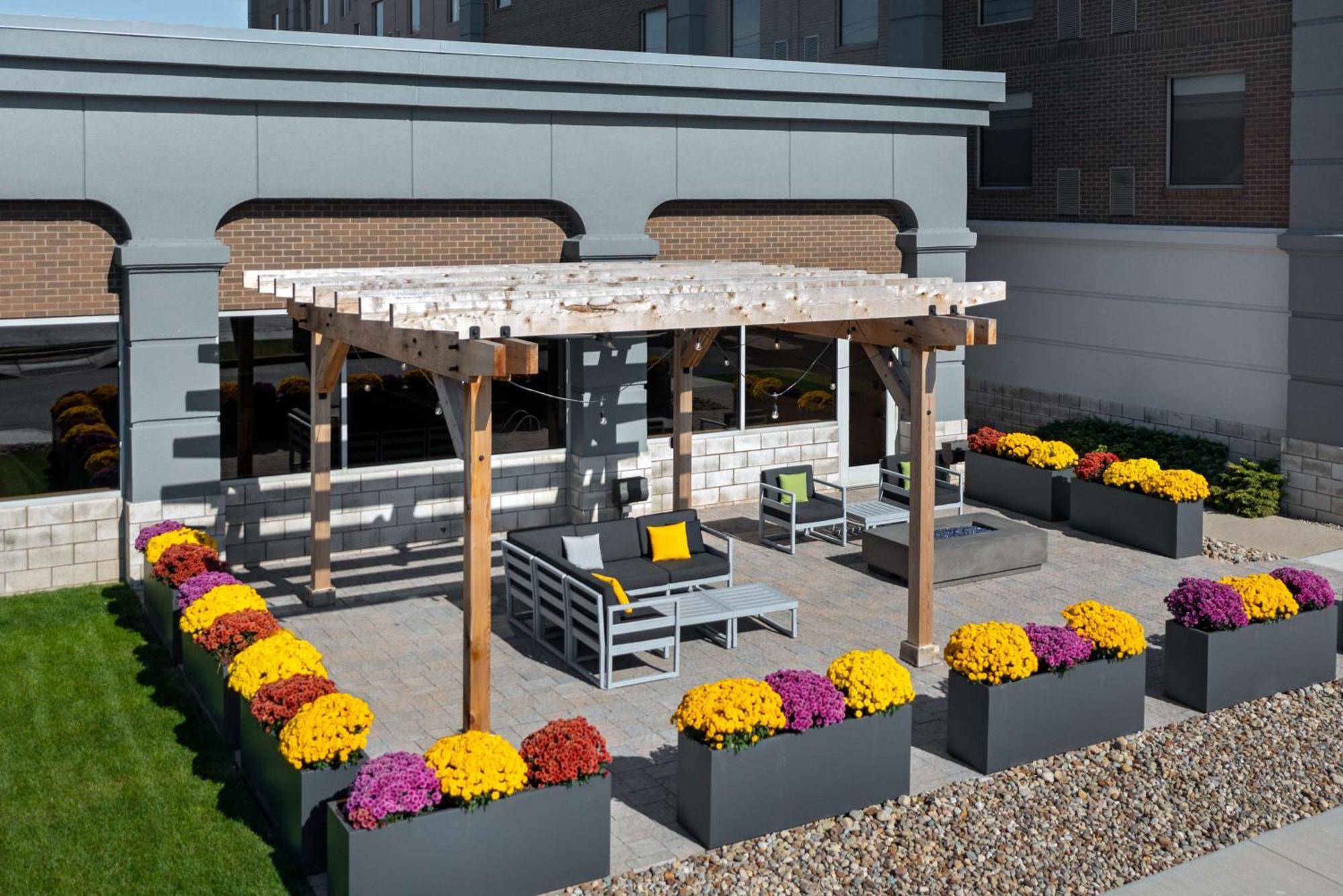 Hampton Inn & Suites Cleveland-Beachwood Eksteriør bilde