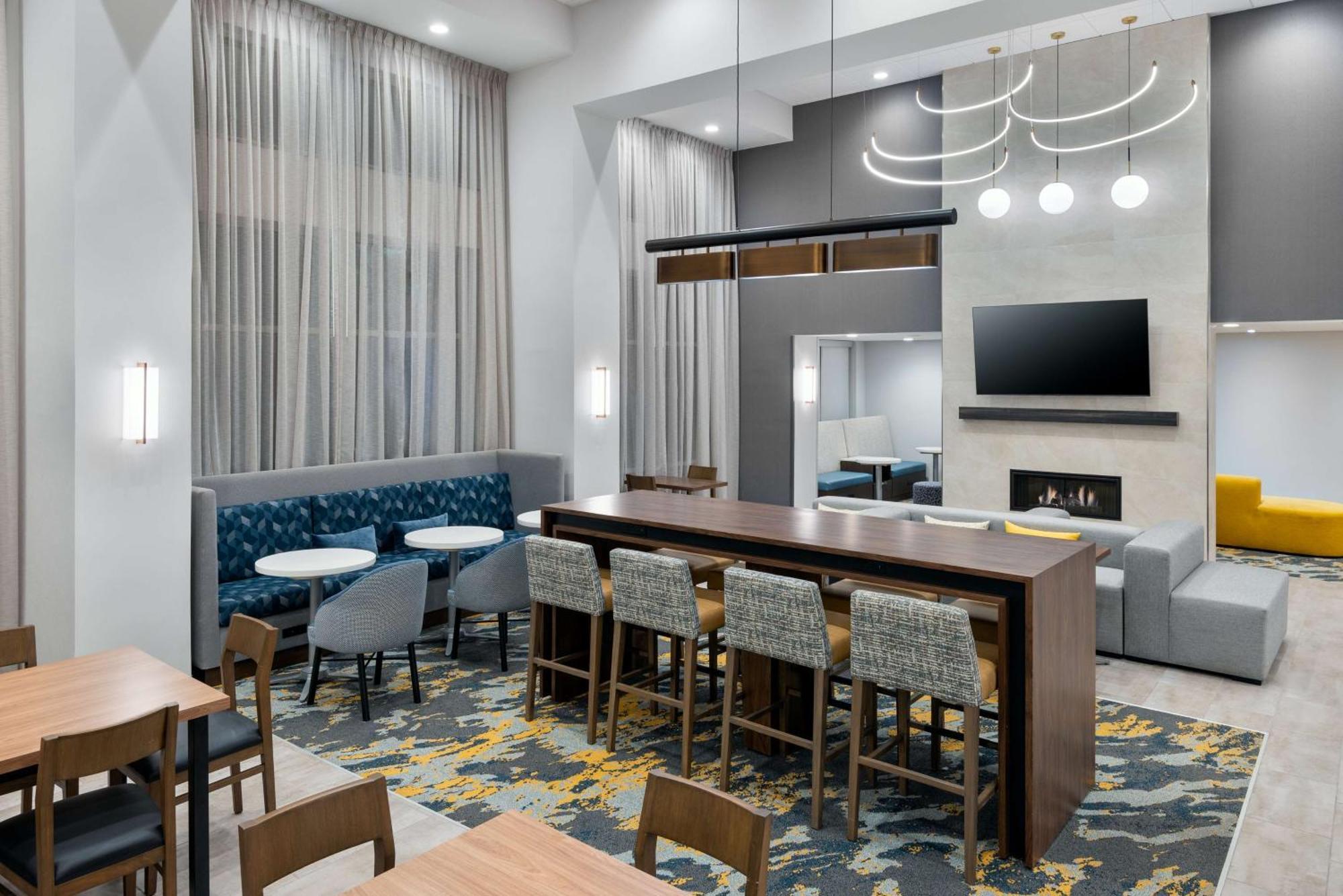 Hampton Inn & Suites Cleveland-Beachwood Eksteriør bilde