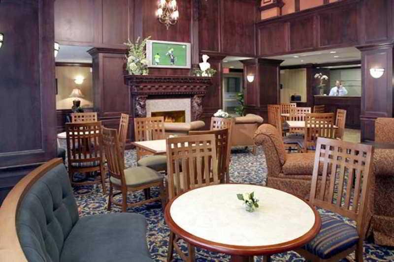 Hampton Inn & Suites Cleveland-Beachwood Restaurant bilde